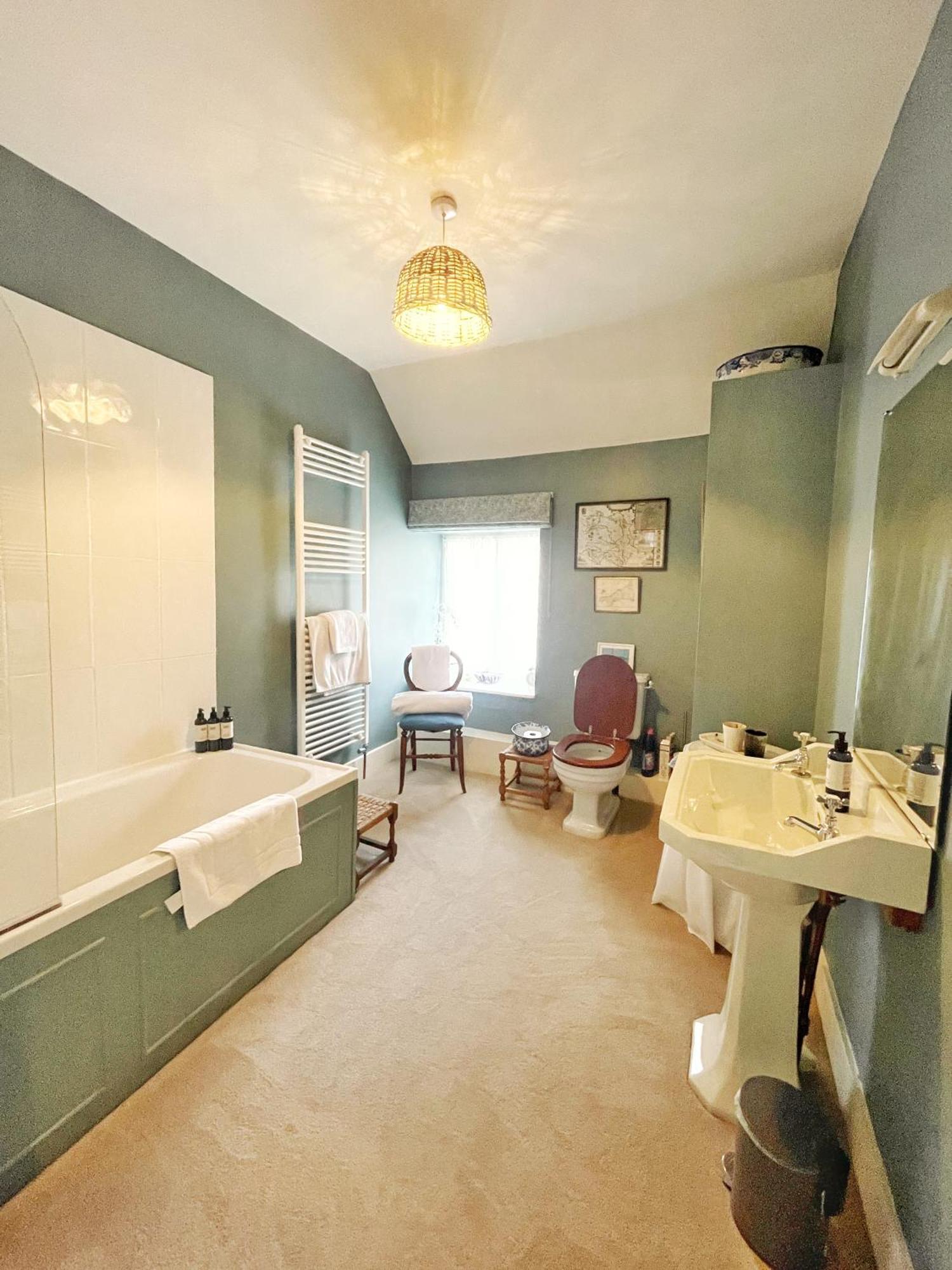 Trewardale Bed & Breakfast Bodmin Exterior photo